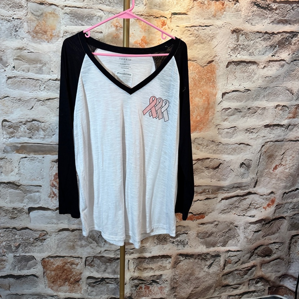 Torrid - Breast Cancer Awareness Raglan Top - White, Black  - 3x